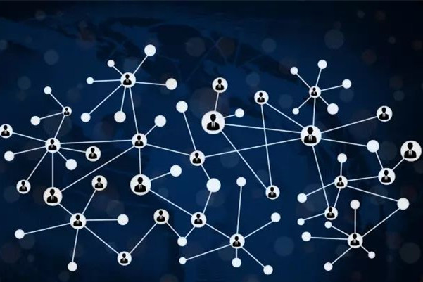 西海岸我们做了个测试，发现小程序广告的防作弊机制